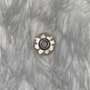 AUTHENTIC Pandora Field of Daisies Murano Charm